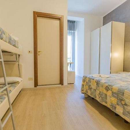 Hotel Bremen Ρίμινι Εξωτερικό φωτογραφία