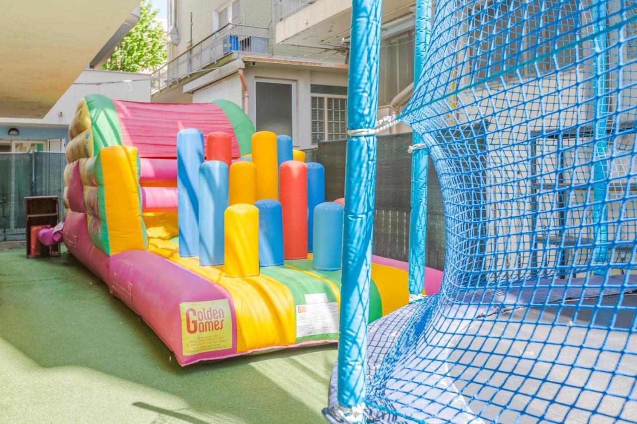 Hotel Bremen Ρίμινι Εξωτερικό φωτογραφία