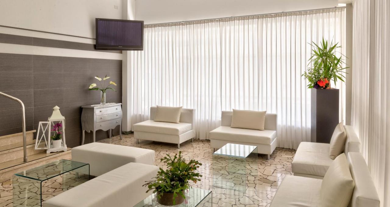 Hotel Bremen Ρίμινι Εξωτερικό φωτογραφία