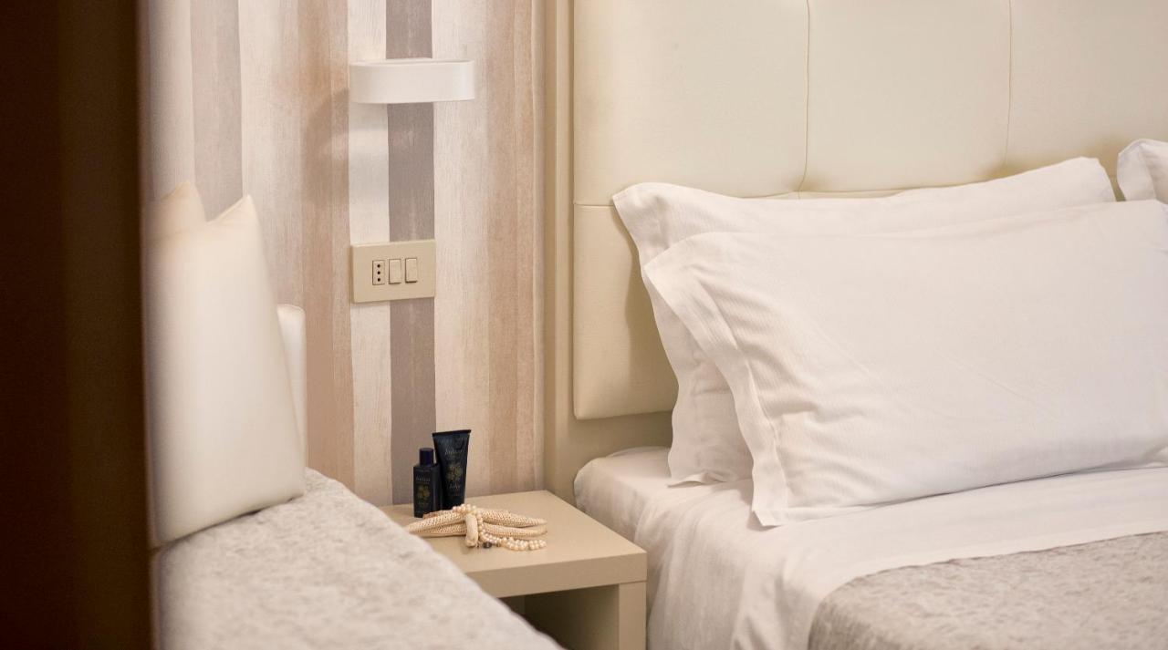 Hotel Bremen Ρίμινι Εξωτερικό φωτογραφία